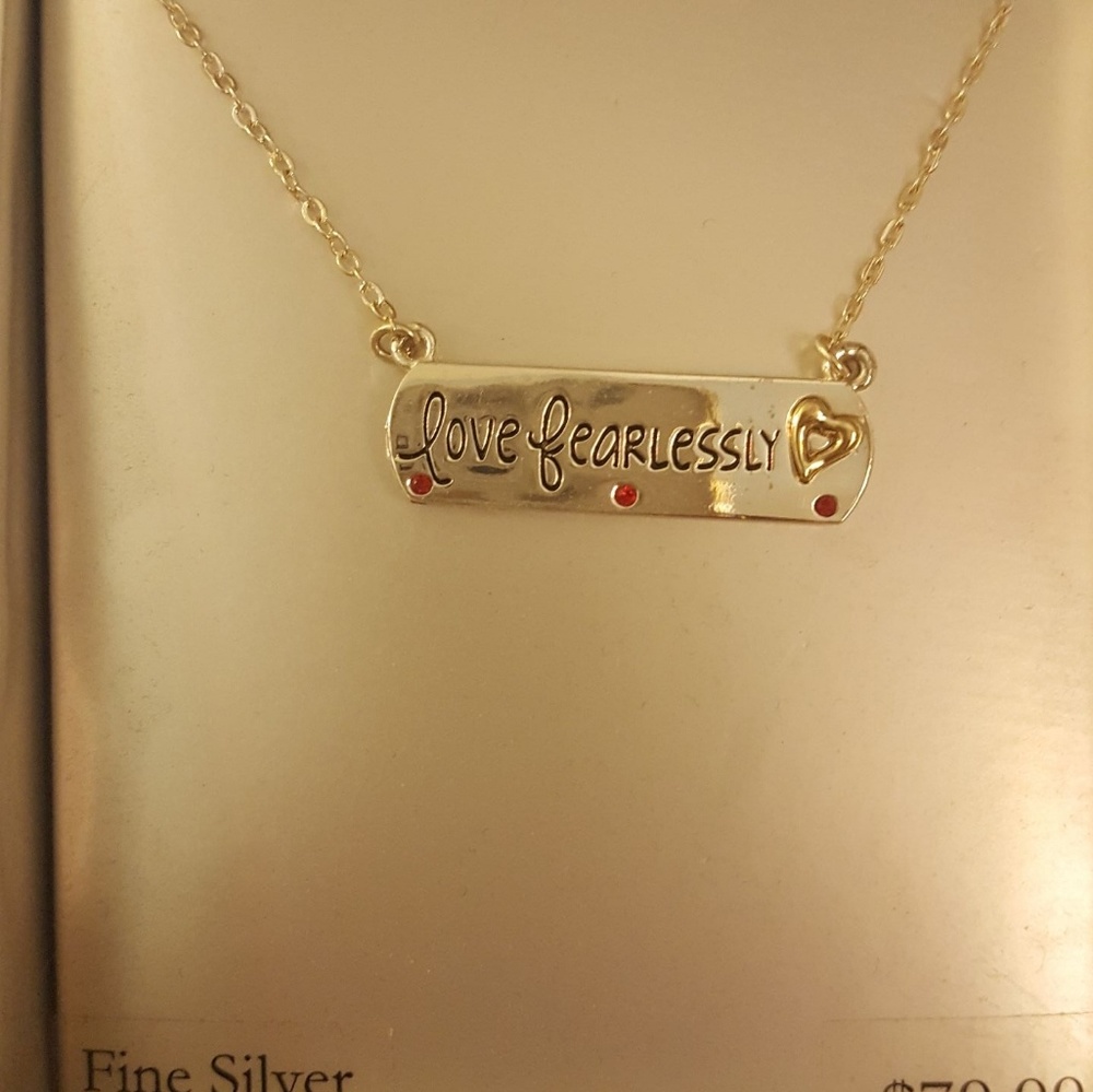 Love fearlessly necklace